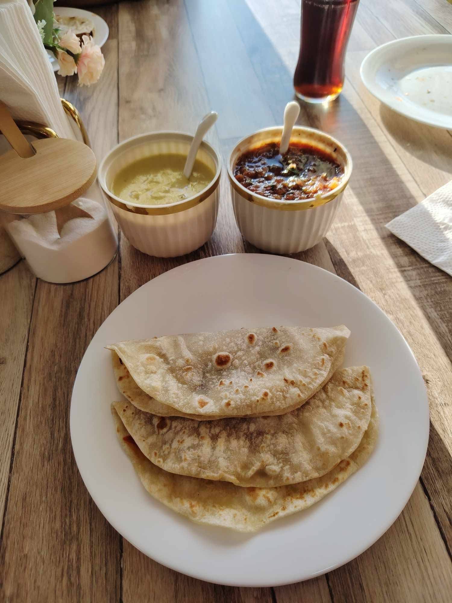 Desayuno con café en Orquídea Restaurante